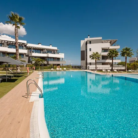 Luxurious 2 Bedroom Close To The In Lägenhet *