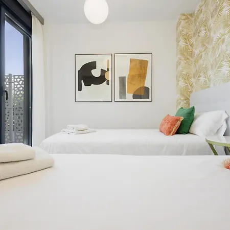 Luxurious 2 Bedroom Close To The In * אסטפונה