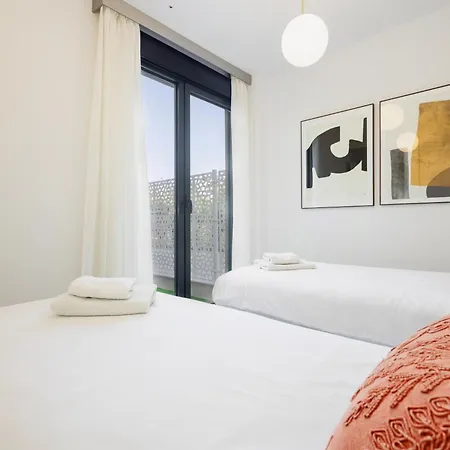 דירה Luxurious 2 Bedroom Close To The In *