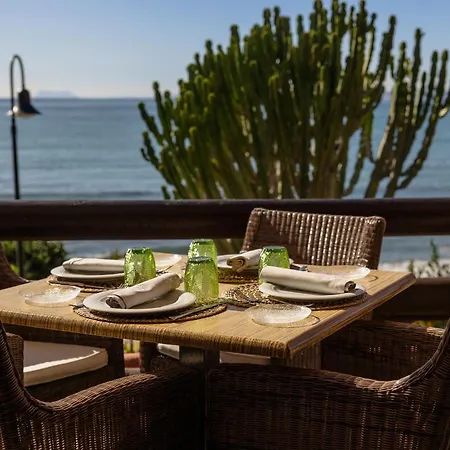 Lägenhet Luxurious 2 Bedroom Close To The In Estepona