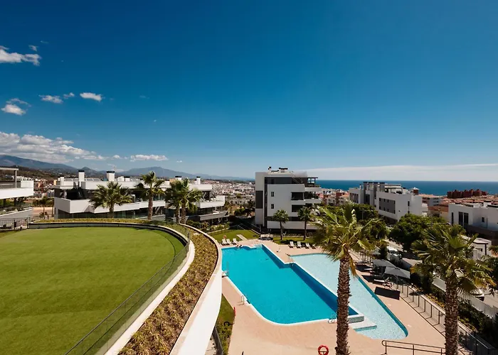 Lägenhet Luxurious 2 Bedroom Close To The In Estepona