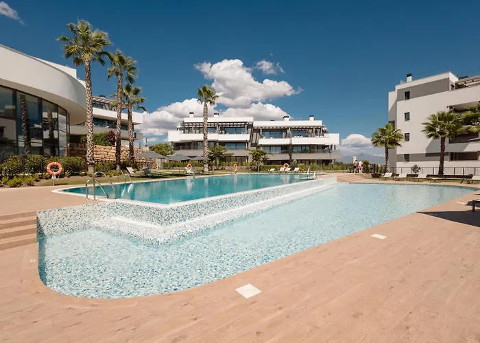 아파트 Luxurious 2 Bedroom Close To The In