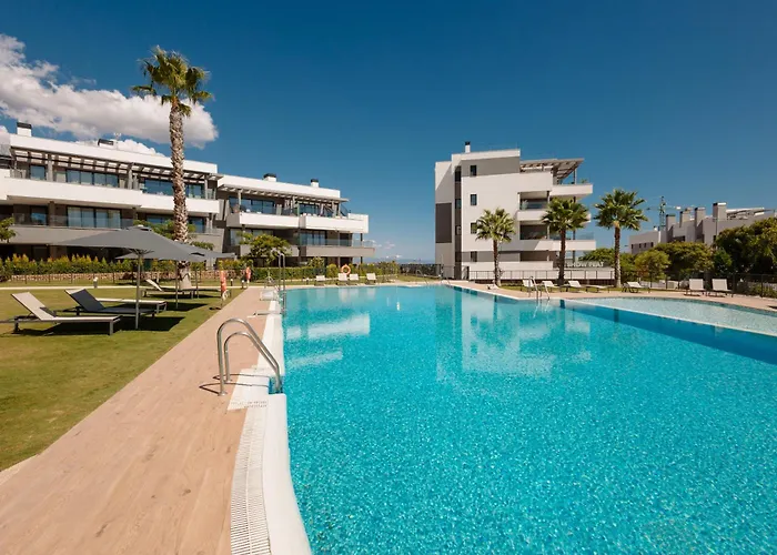 Luxurious 2 Bedroom Close To The In Lägenhet *