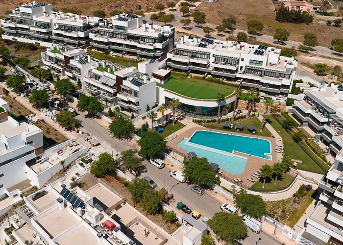 Lägenhet Luxurious 2 Bedroom Close To The In Estepona