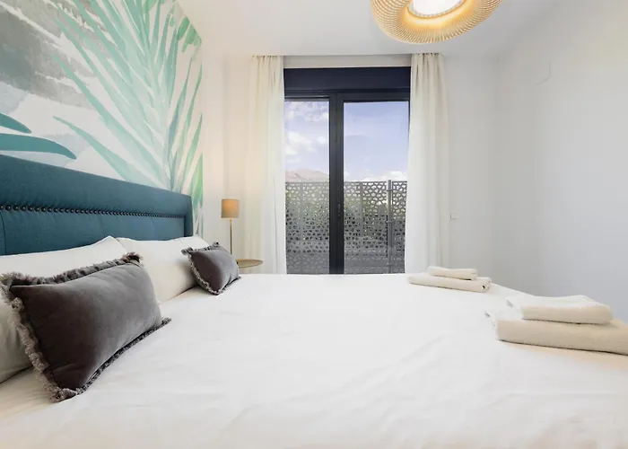 Lägenhet Luxurious 2 Bedroom Close To The In *