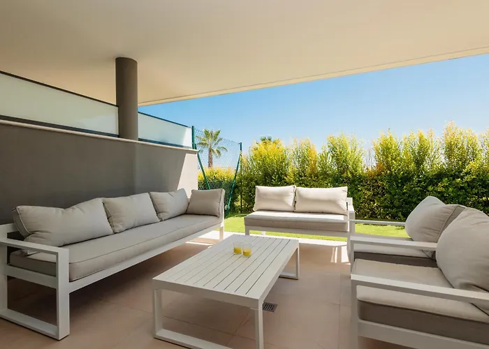 Luxurious 2 Bedroom Close To The In * Estepona