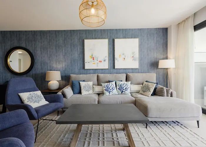 아파트 Luxurious 2 Bedroom Close To The In *