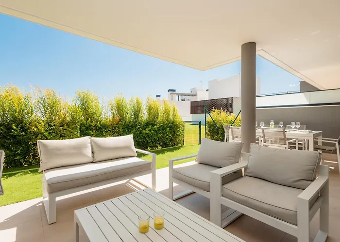 Luxurious 2 Bedroom Close To The In * Estepona