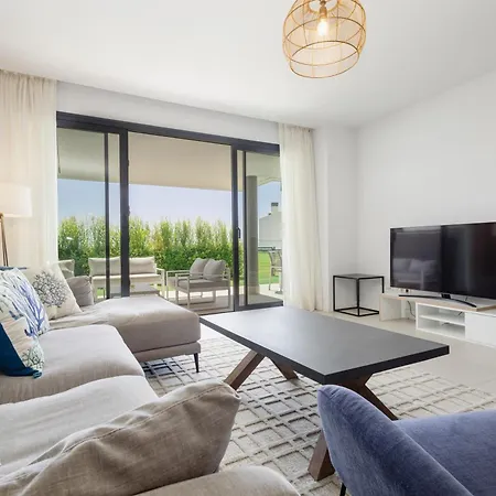Luxurious 2 Bedroom Close To The In Appartement